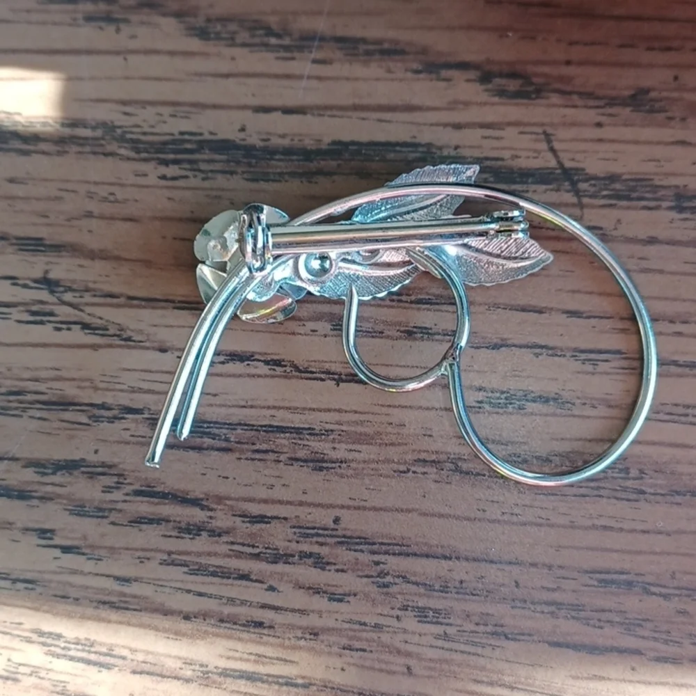 Vintage Silver Rose pearl & Leaf Swirl Brooch Pin
